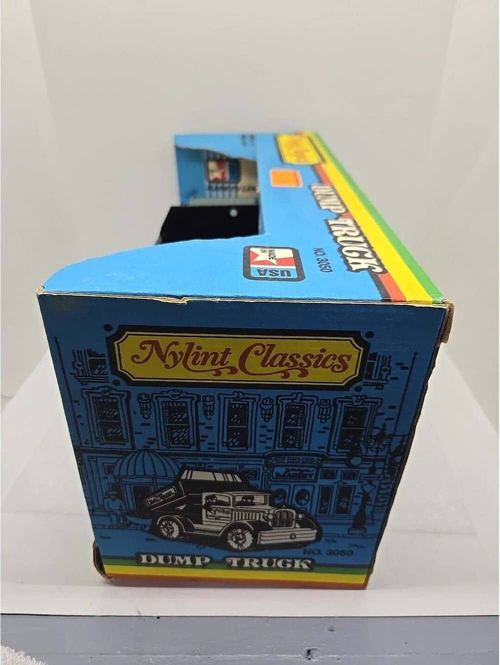 NYLINT COAL AND GRAVEL 1990 CLASSIC COLLECTOR SERIES 3050 DUMP TRUCK.